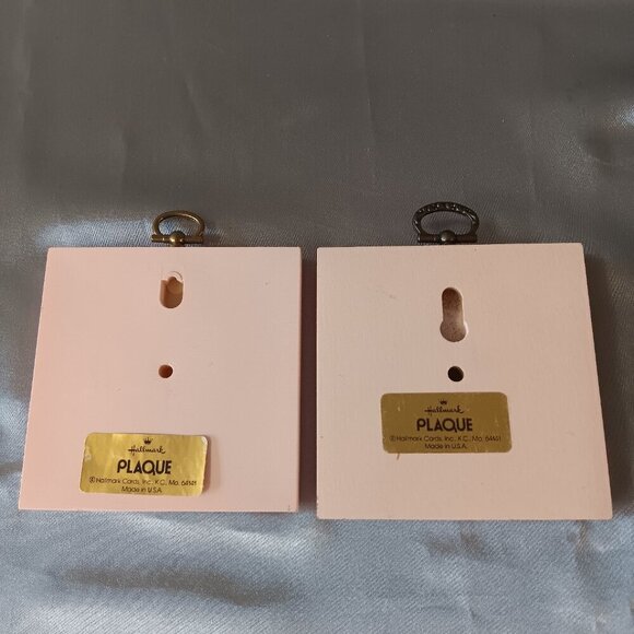 Betsey Clark VTG Hallmark Wooden Wall Plaques 1972 1979 Friendship Mice Bunny - Picture 6 of 6